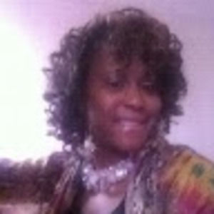 Meet your Posher, Iesha